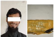 चरेस सहित एक जना पक्राउ