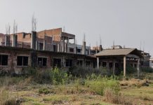 अर्बौको बिकाश आयोजनाहरु रुग्न अवस्थामा , पुलको ठाउमा बासको लचका , छात्रावासमा रुख उम्रियो l