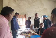 इशनाथ नगरपािलकाका अधिकृत गुप्ताद्वारा शिक्षा र स्वास्थ्य चाैकीकाे अनुगमन