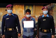स्रोत नखुलेको नेपाली रुपैयाँसहित १ जना भारतीय पक्राउ