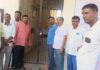 आर्थिक चलखेल गरेकाे अराोप लगाउदै पूर्वाधार विकास कार्यालयमा ताल बन्द