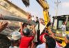 रौतहटमा ट्रेक्टर पल्टिदा चालकसहित दुई जना घाइते