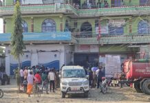 गरुडा नगरपालिकाको कार्यालयमा तोडफोड