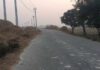 सडकमै धान र परालको चाँग लगाउदा दुर्घटनाको जोखिम