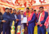 स्वास्थ्यकर्मी संघर्ष समितिले सभामुखलाई ज्ञापनपत्र बुझायो