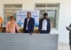 रौतहटमा अग्निपीडितलाई जस्ता पाता, मुसहर समुदायलाई ज्याकेट र टोपी वितरण