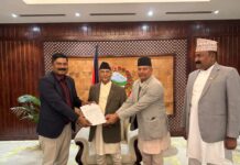 पूर्व नगरप्रमुख गुप्ताद्वारा प्रधानमन्त्रीलाई ज्ञापनपत्र बुझाइयो